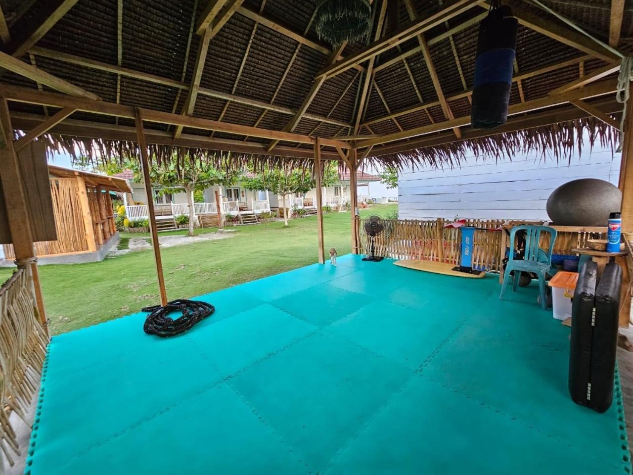 Katiet Beach Resort Mentawai Lances Right Hts Esterno foto